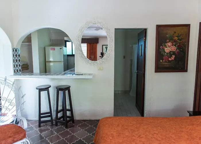 Villablanca Garden Hotel 3*