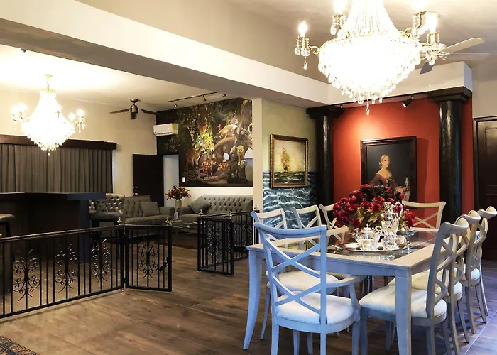 Villablanca Garden Hotel